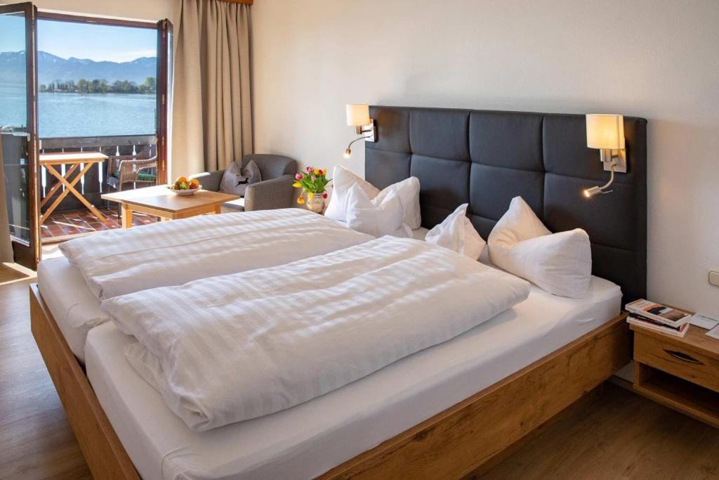 Gaestehaus Gruenaeugl Am See Gstadt am Chiemsee Exteriér fotografie